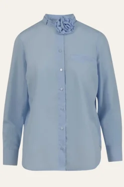 Coster Copenhagen - Bluse mit Rosenkette