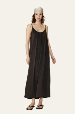 Grace & Mila - Long Dress 