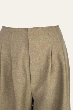 My Essential Wardrobe - High Shorts - Dion