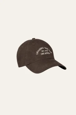Oh April - Chasing The Sun Cap