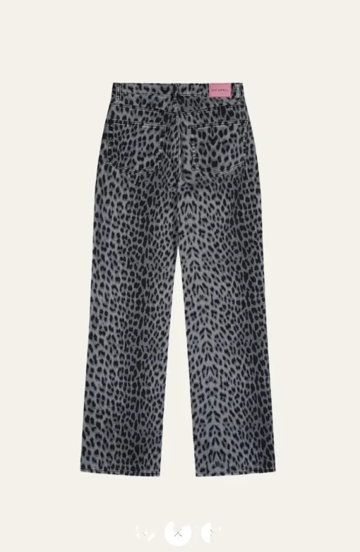 Oh April "Kai" Denim Leo Hose
